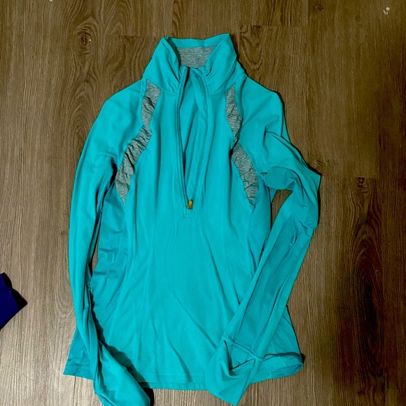 Size 8 Lululemon long sleeve - Picture 1 of 1